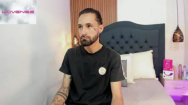 Hisoka 011 online show from 03/27/26, 07:35