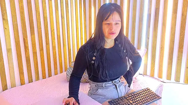 Jennifer Vega1 online show from 01/12/26, 08:03