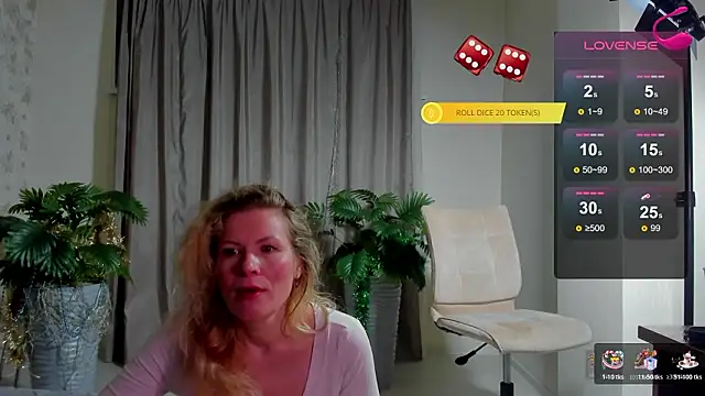 Julia Giulia online show from 03/16/26, 06:34