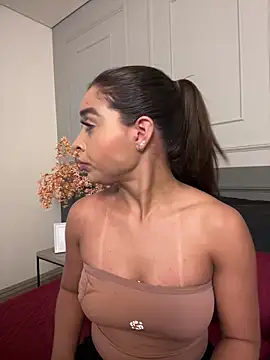 AnnyVega  online show from 12/18/25, 10:05