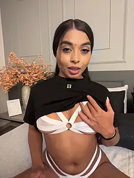 AnnyVega  online show from 12/22/25, 10:07