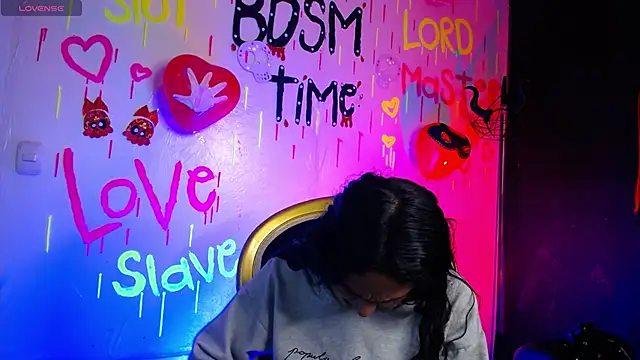 Snapshot of Sweettpleasure chatting on 10/10/25, 02:27 Sweettpleasure online show from 10/10/25, 02:27