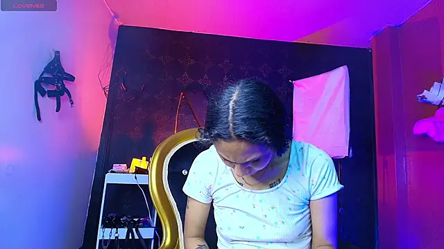 Sweettpleasure online show from 12/01/25, 03:06