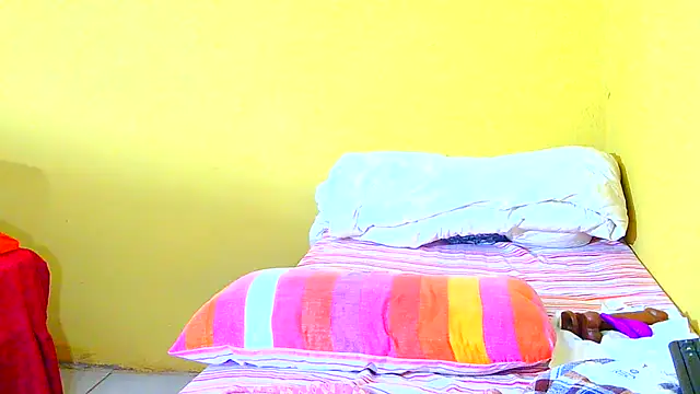 Augustine-Blooomxx online show from 04/23/26, 01:07