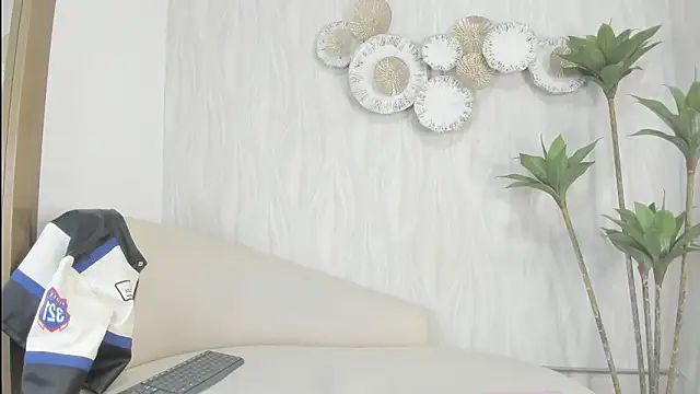 frehia dimou online show from 02/04/26, 02:28