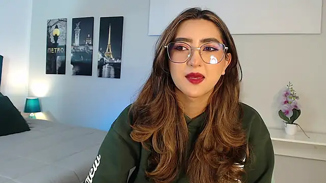 madame lottie online show from 09/12/25, 12:27