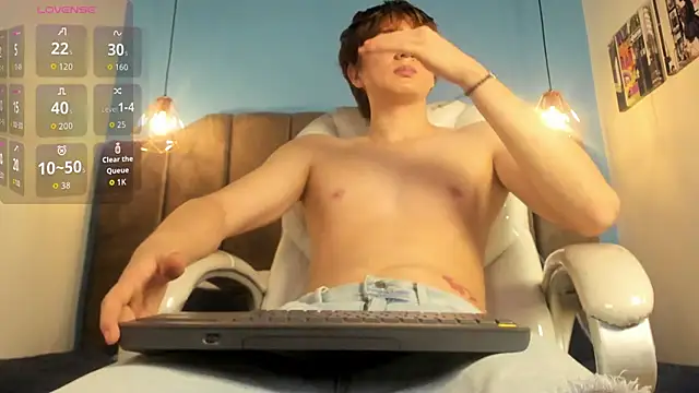 Oscar and dani online show from 02/16/26, 02:51