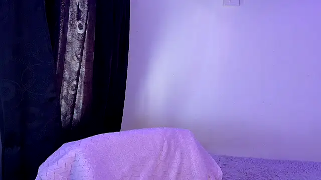 Linda andrew online show from 06/12/26, 04:50