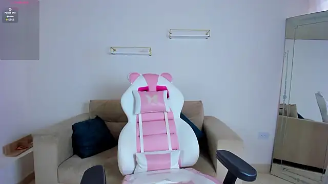 april smiith online show from 02/19/26, 12:12