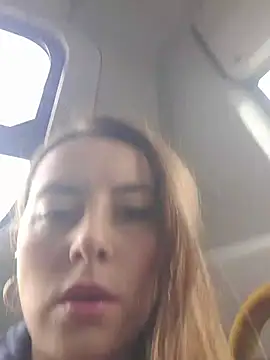 Scarlett Pink Rose online show from 11/18/25, 06:01