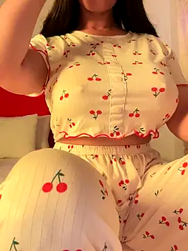 Snapshot of OnlyRima chatting on 09/22/25, 11:23 OnlyRima online show from 09/22/25, 11:23