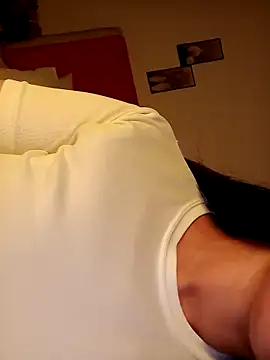 Snapshot of OnlyRima chatting on 09/29/25, 11:59 OnlyRima online show from 09/29/25, 11:59