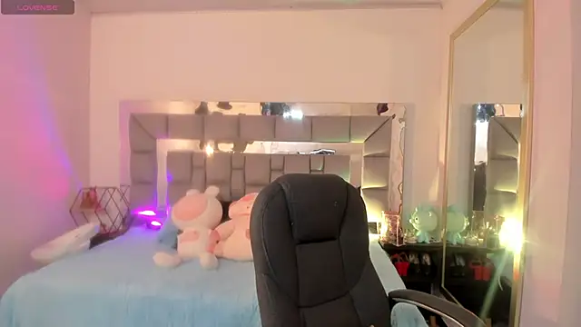 im Lorena online show from 09/22/25, 08:11