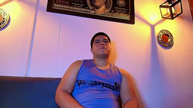 naomi campbel  online show from 02/27/26, 08:31