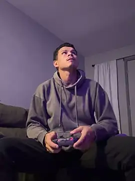 Snapshot of CHARLY-- chatting on 11/11/25, 09:09 CHARLY-- online show from 11/11/25, 09:09