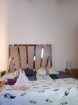 Elowen Clark online show from 02/08/26, 06:55