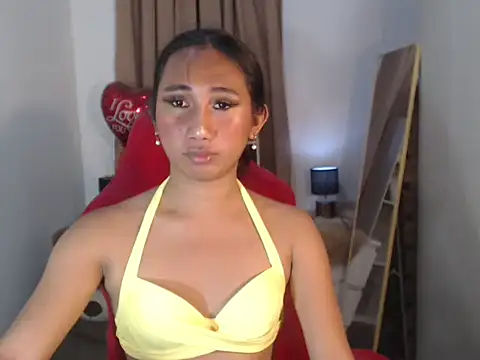 JuicyliciousBabe online show from 05/06/26, 06:35