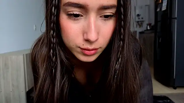 Snapshot of Adhara_Kitten chatting on 05/15/26, 01:40 Adhara Kitten online show from 05/15/26, 01:40