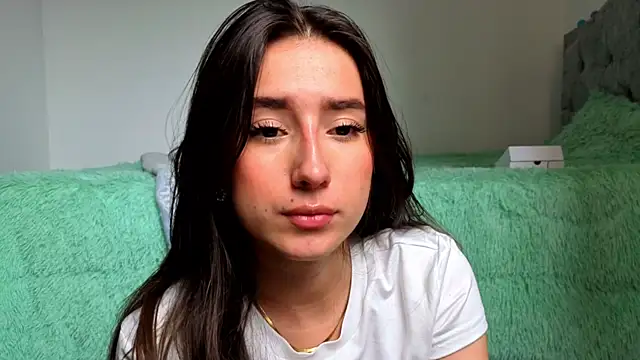 Snapshot of Adhara_Kitten chatting on 07/09/26, 02:54 Adhara Kitten online show from 07/09/26, 02:54