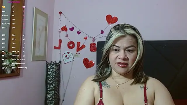 pamela echeverria online show from 05/27/26, 11:18