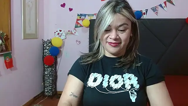 pamela echeverria online show from 07/15/26, 11:15