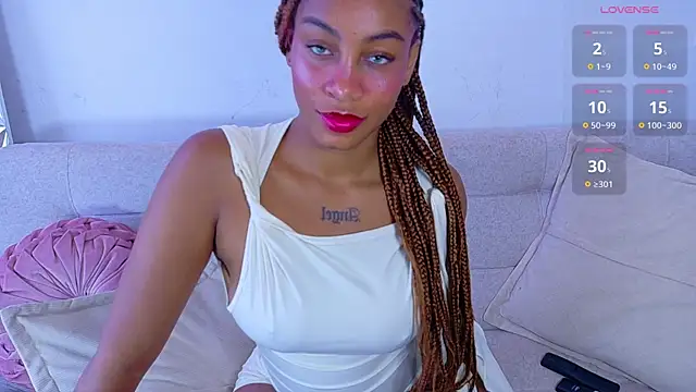 Sofia Stanley online show from 03/02/26, 12:34