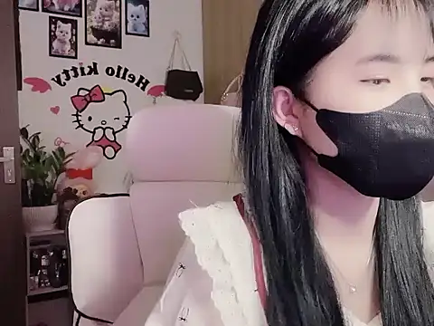 keelinnn19 online show from 11/21/25, 03:00