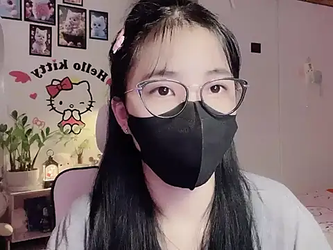 keelinnn19 online show from 12/20/25, 06:59