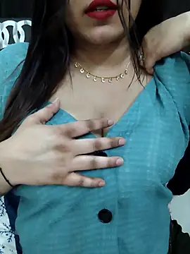 Suhana Darling online show from 03/18/26, 01:09
