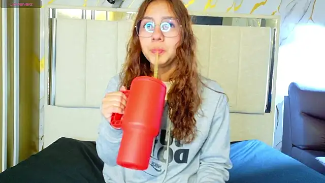 angeles azul online show from 03/16/26, 01:26