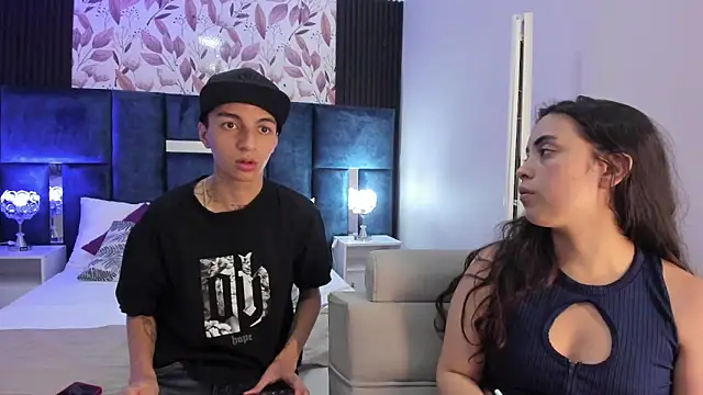 NickandAbby  online show from 03/26/26, 07:19