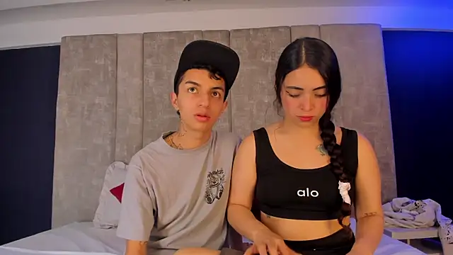 NickandAbby  online show from 03/31/26, 07:14