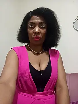 SEXYMOANSXX online show from 10/18/25, 01:41