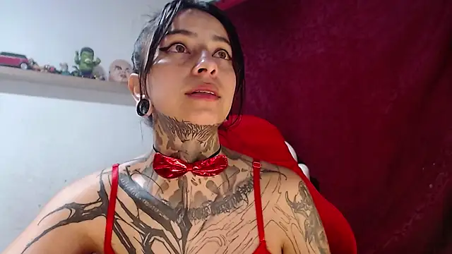 Snapshot of Julls420 chatting on 09/14/25, 07:18 Julls420 online show from 09/14/25, 07:18