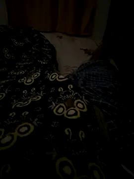 Snapshot of Loverboyjillu chatting on 12/23/25, 06:44 Loverboyjillu online show from 12/23/25, 06:44