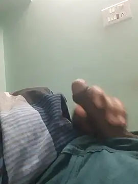 Snapshot of Loverboyjillu chatting on 01/14/26, 11:38 Loverboyjillu online show from 01/14/26, 11:38