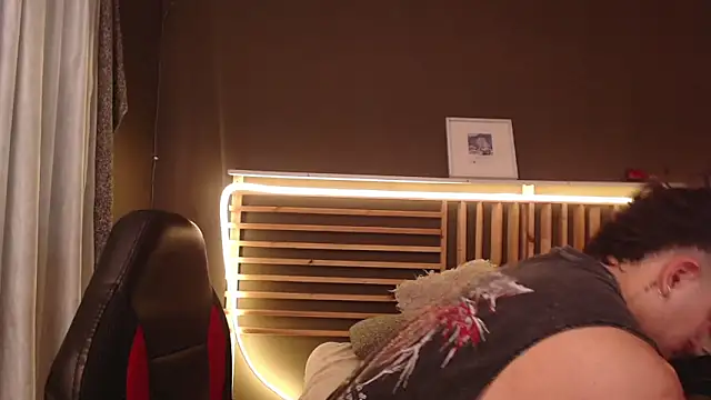 PaulEvens online show from 10/23/25, 01:10