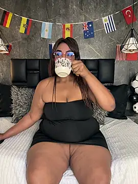 Snapshot of aranzzalatin chatting on 06/19/26, 11:58 aranzzalatin online show from 06/19/26, 11:58