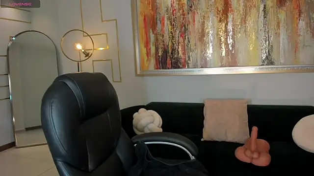 MiaLaurence online show from 03/07/26, 07:33