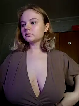 SlipperSherry online show from 10/31/25, 10:00