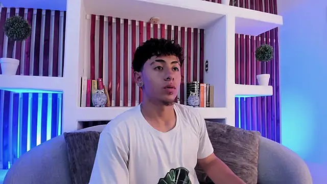 Snapshot of Troy_dalton chatting on 09/11/25, 07:47 Troy dalton online show from 09/11/25, 07:47