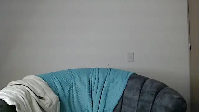 Snapshot of -Ivonny chatting on 09/30/25, 10:59 -Ivonny online show from 09/30/25, 10:59