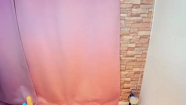 Ashley Alexa online show from 04/04/26, 12:20