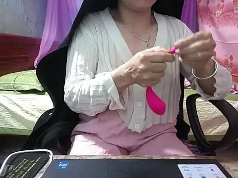 Xue weng online show from 02/11/26, 12:37