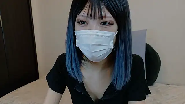 sarina at online show from 03/03/26, 04:29