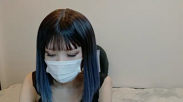 sarina at online show from 04/17/26, 09:34