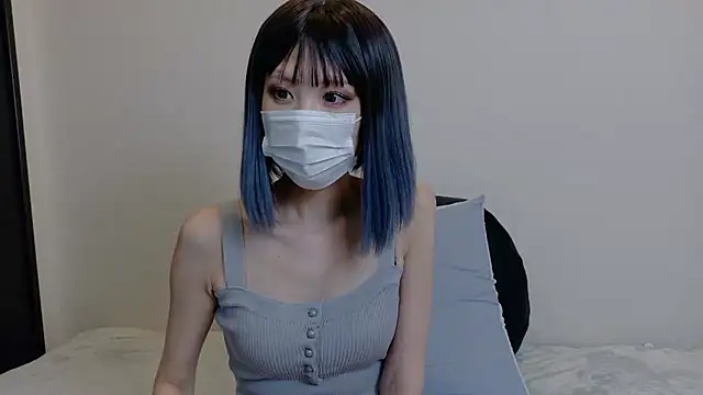 Snapshot of sarina_at chatting on 06/14/26, 09:22 sarina at online show from 06/14/26, 09:22