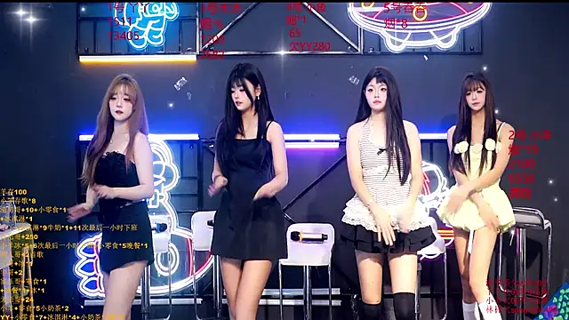 EYgirl222 online show from 09/18/25, 12:29