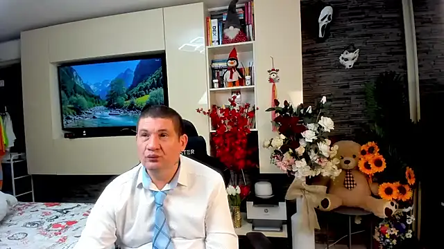 SpartacusDaddy48 online show from 05/20/26, 03:51
