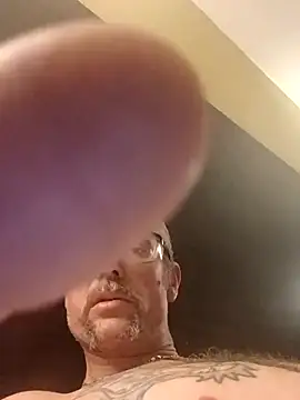 Snapshot of Billysch@xh chatting on 11/01/25, 05:20 Billyschxh online show from 11/01/25, 05:20